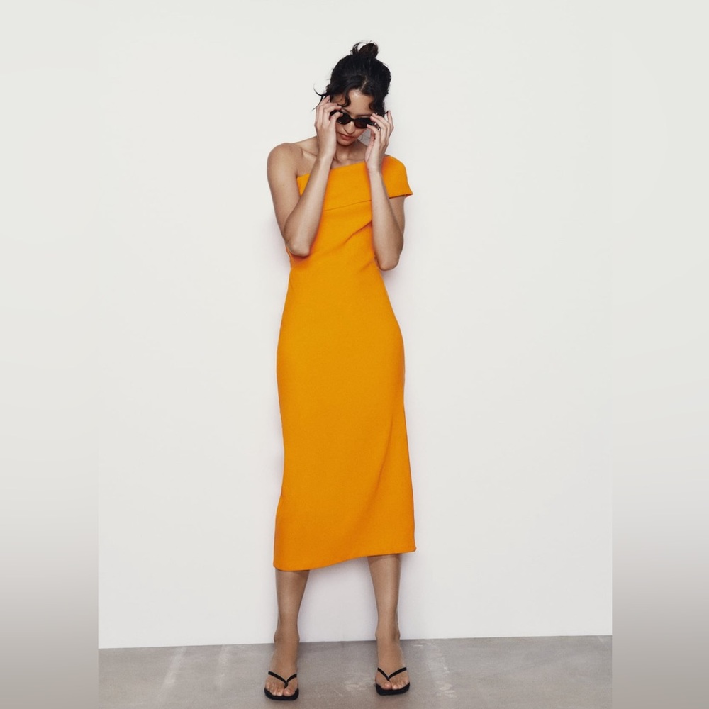 Zara fitted asymmetrical bandeau dress cocktail or spring